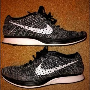 Nike Flynit Racer shoes
